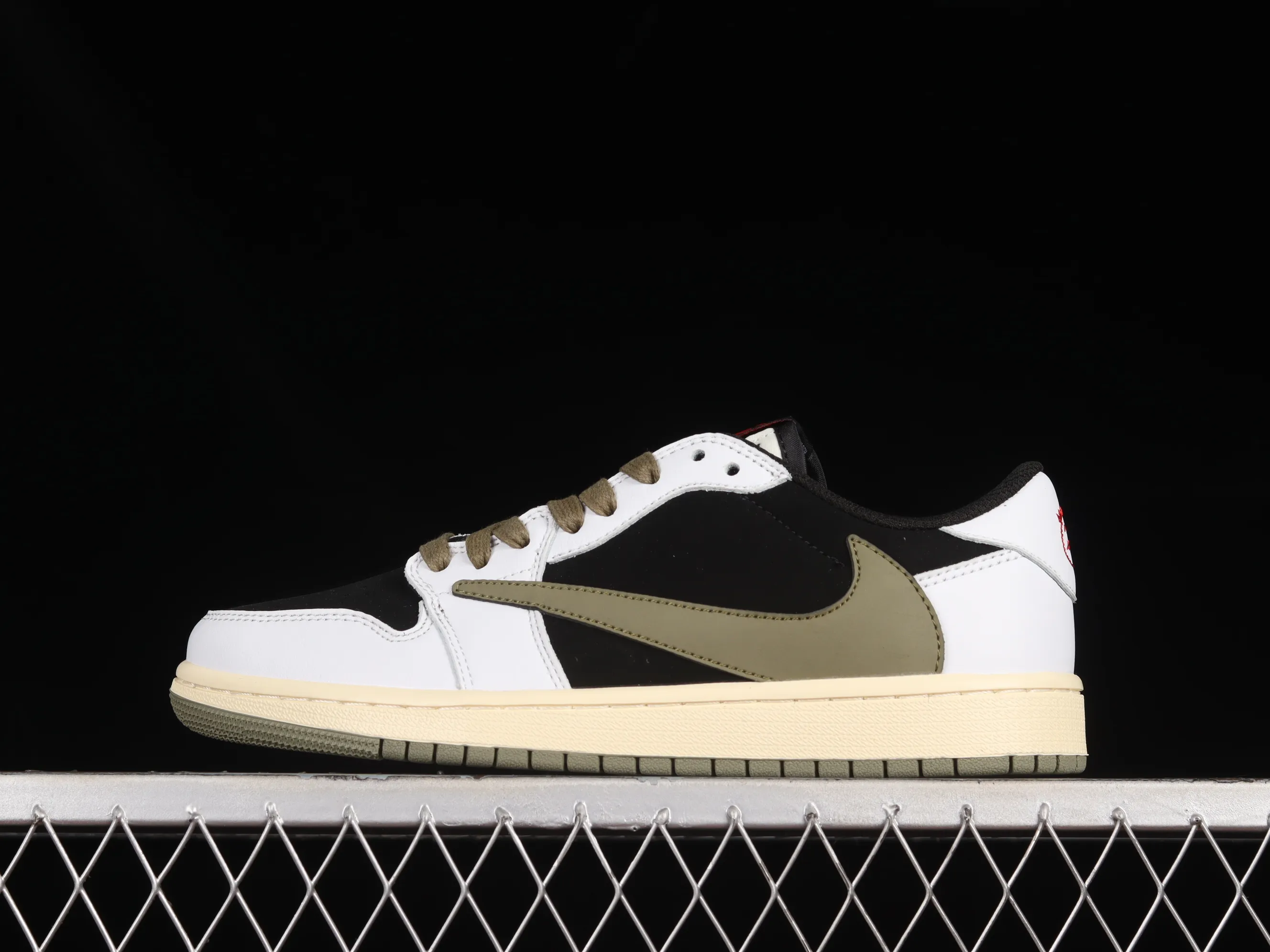 All Categories Air Jordan Jordan Series Basketball Shoes Air Jordan 1 Low Travis Scott x Air Jordan 1 Low OG AJ1 Joe 1 Reverse Overhead Joint Style Casual Sports Basketball Shoes DZ4317-106